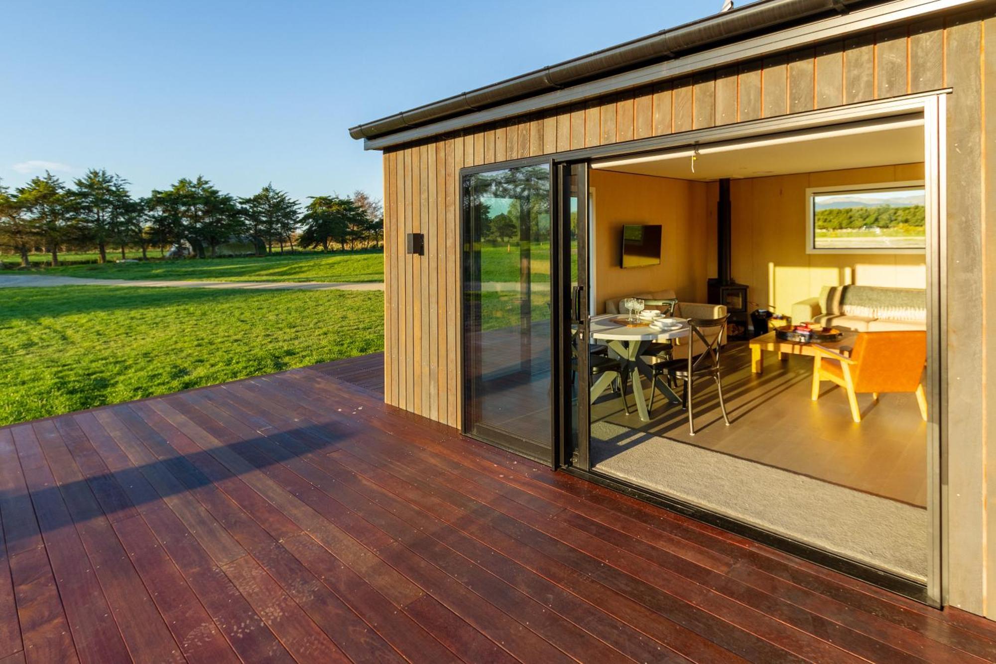 Hideaway Relaxing Country Vibes